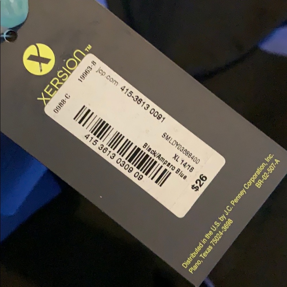 Xersion Quick-Dri Capris - Picture 3 of 4